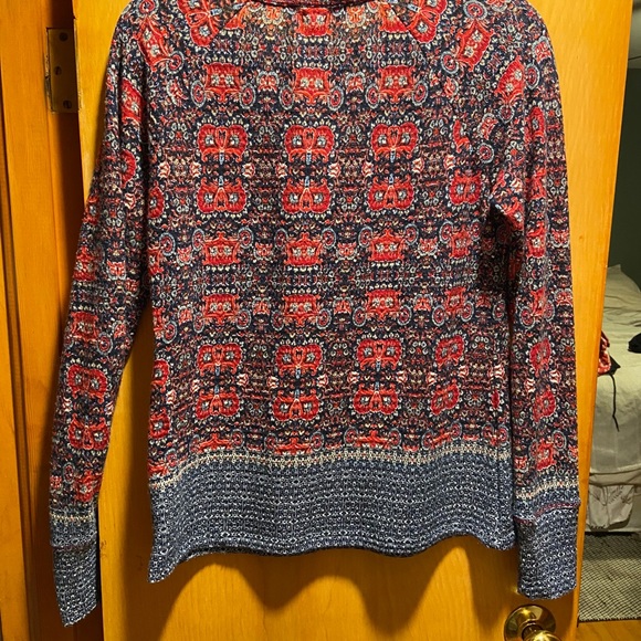 Cute fitted tunic - Picture 2 of 2